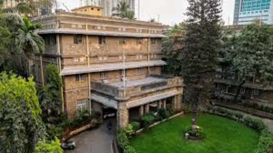 MBBS College 18 Seth GS Medical College